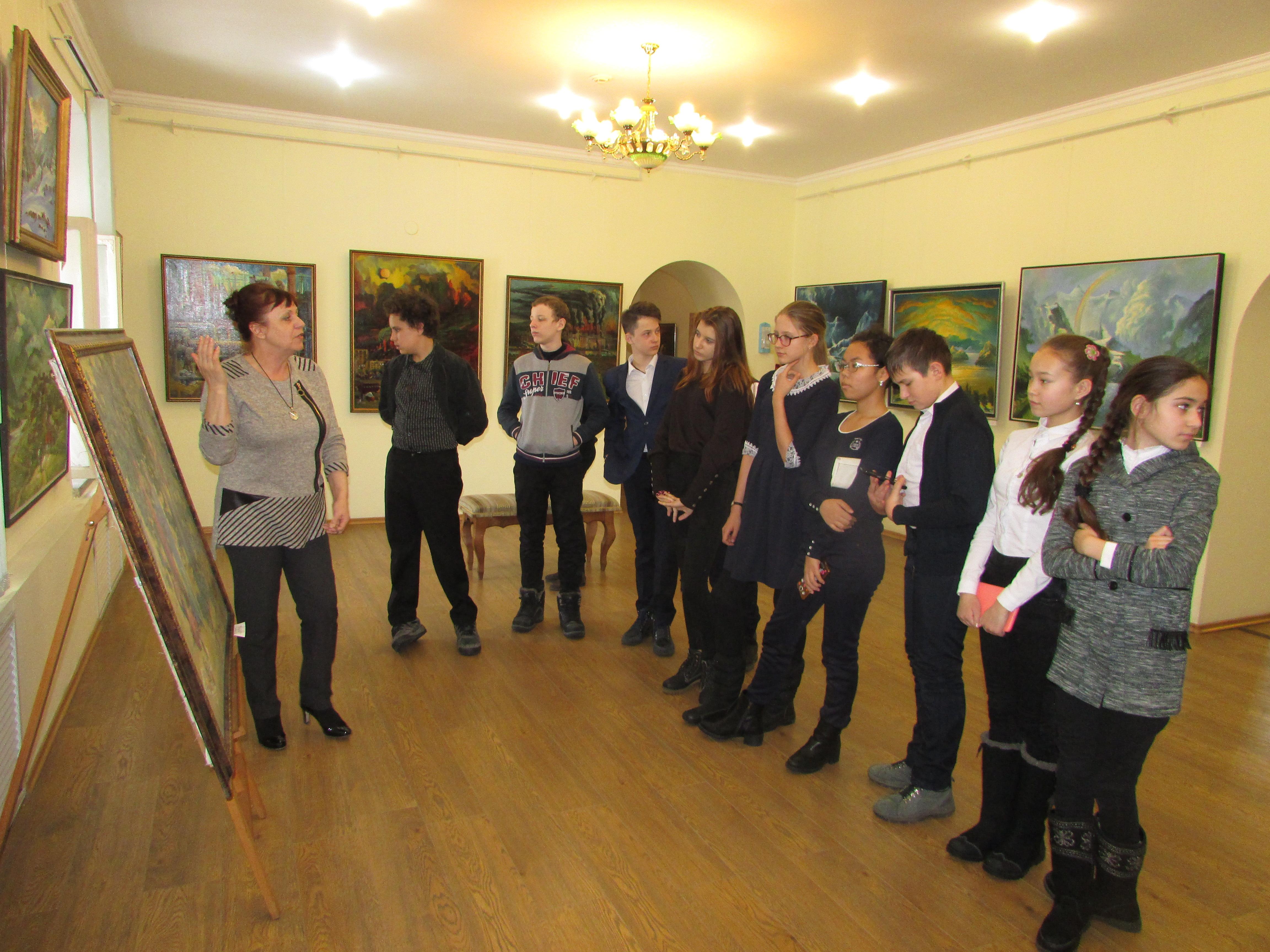 Учащиеся 7 "Б" посетили выставку картин художника ВКО В.Н.Аштемы "Моя Родина - Казахстан"